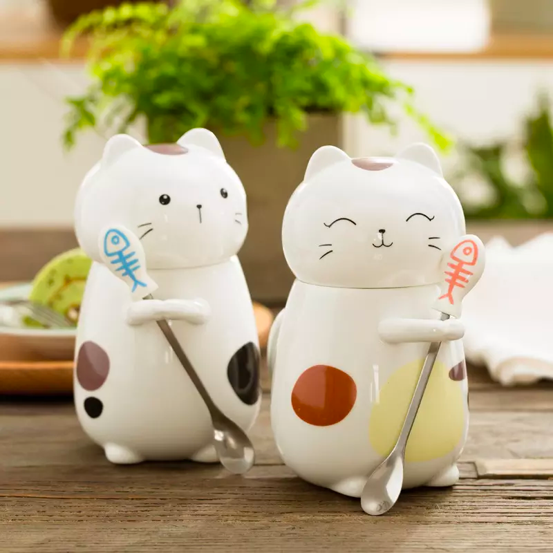Cat with Fish Spoon