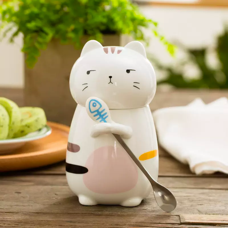 Cat with Fish Spoon