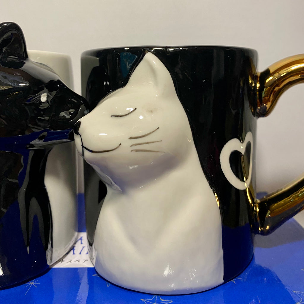 Black and White Kissing Cat Mugs Sample Sale W