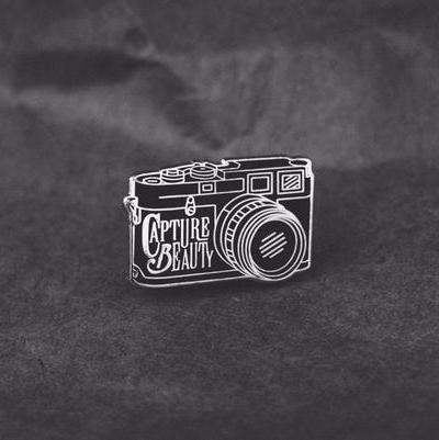 Capture Beauty Pin