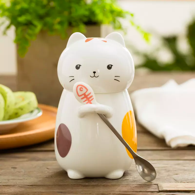 Cat with Fish Spoon