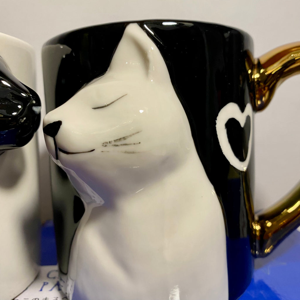Black and White Kissing Cat Mugs Sample Sale X